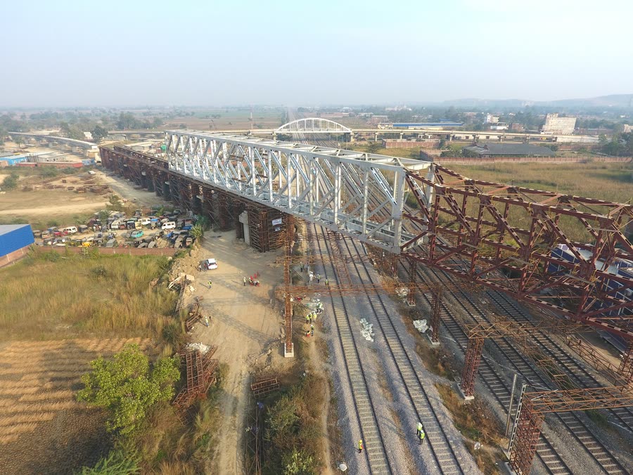 Truss launching over the line