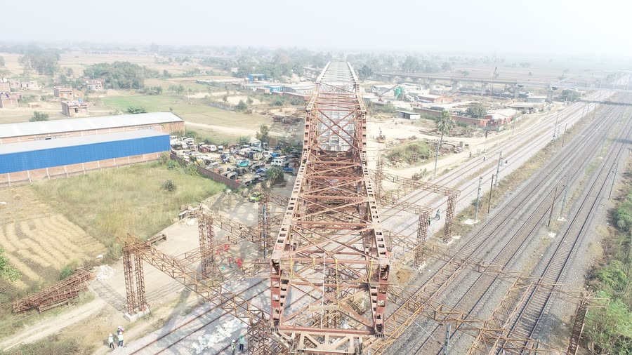 Launching gantry