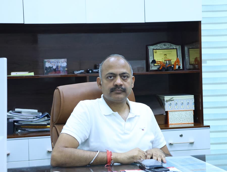 Atul Kumar Garg, Managing Director