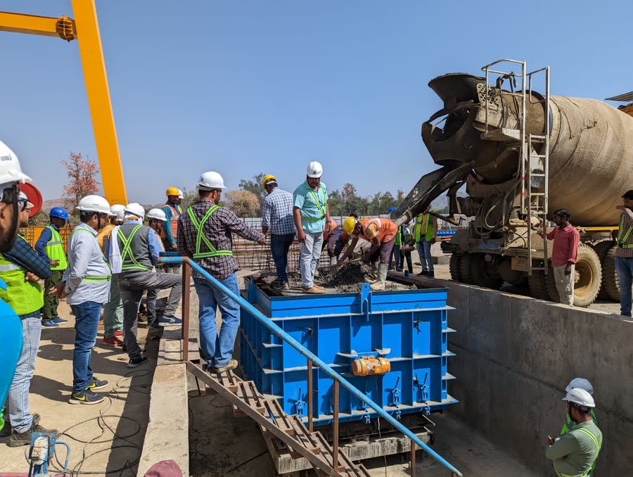 Concrete pour on site