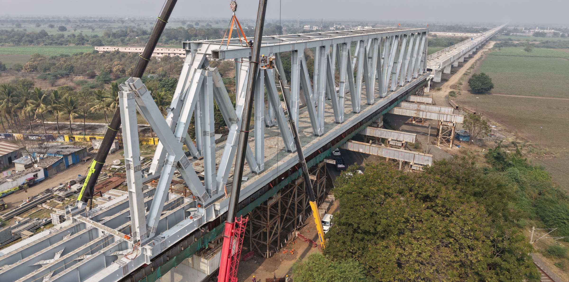 Steel truss span erected for the high-speed rail corridor